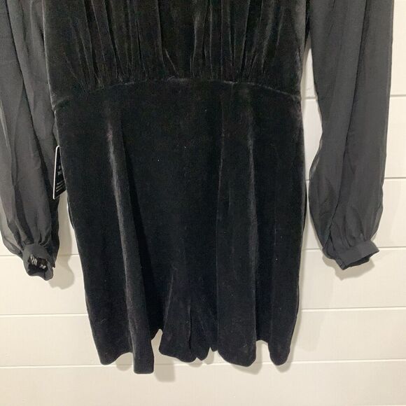 Express | Romper Shorts Long Sleeve Velvet Holiday Black NWT- Size Medium - Picture 9 of 11